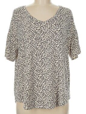 Philosophy Republic Animal Print Short Sleeve Super Soft T-Shirt Size M